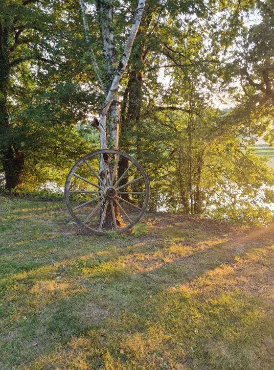 Camping De La Reuille Flere-la-Riviere Buitenkant foto