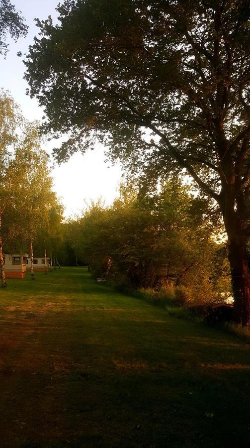 Camping De La Reuille Flere-la-Riviere Buitenkant foto