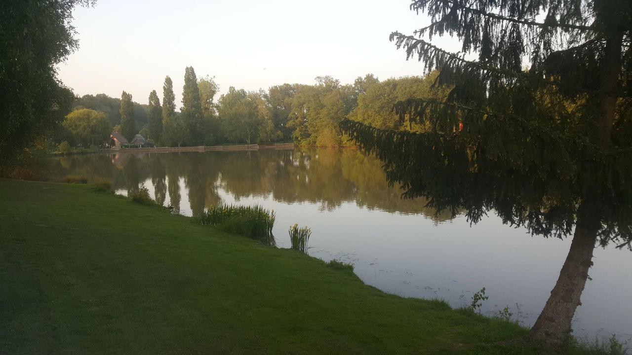 Camping De La Reuille Flere-la-Riviere Buitenkant foto