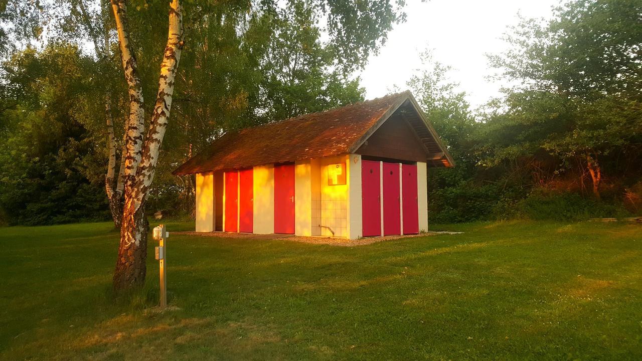 Camping De La Reuille Flere-la-Riviere Buitenkant foto